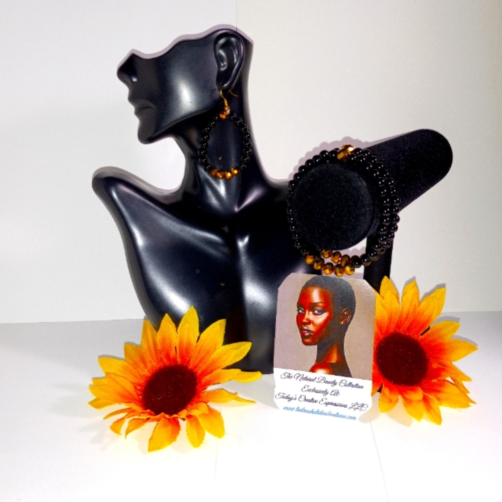 The Natural Beauty In Black & Gold Jewelry Set!